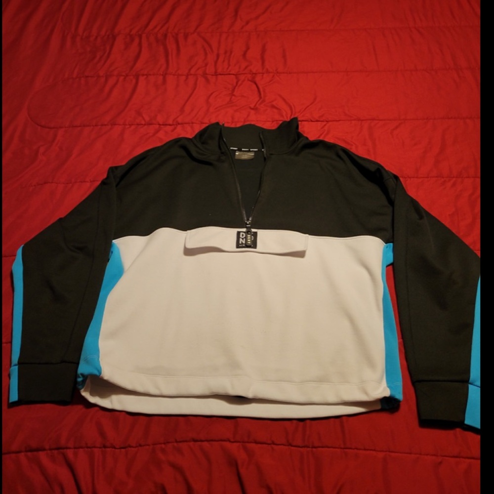 3/4 zip up